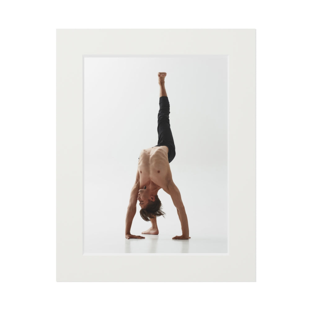 Spider Dancer - Fine Art Print (Passepartout Paper Frame)