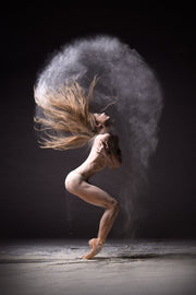 Cloud Halo: The Art of the In-Between in Dance Photography