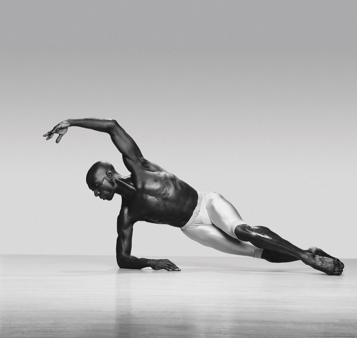 Élan Étendu: Diagonal Extension in Figure Study