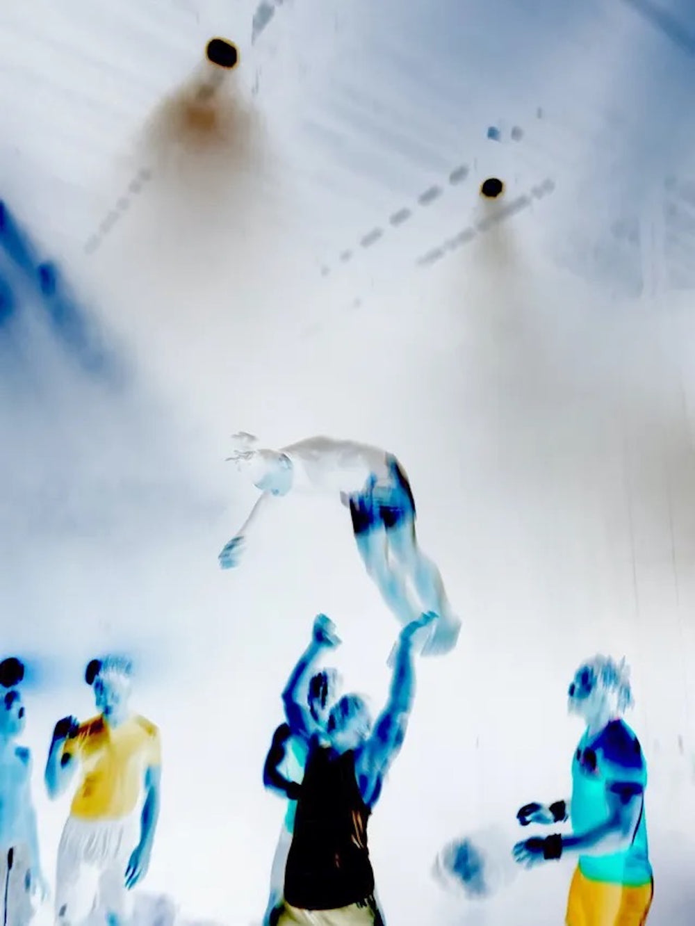 Marc Feld – CIRCUS 9 | Digital Pigment Print on Paper under Plexiglas | 60×80 cm | Framed Modern Art Print