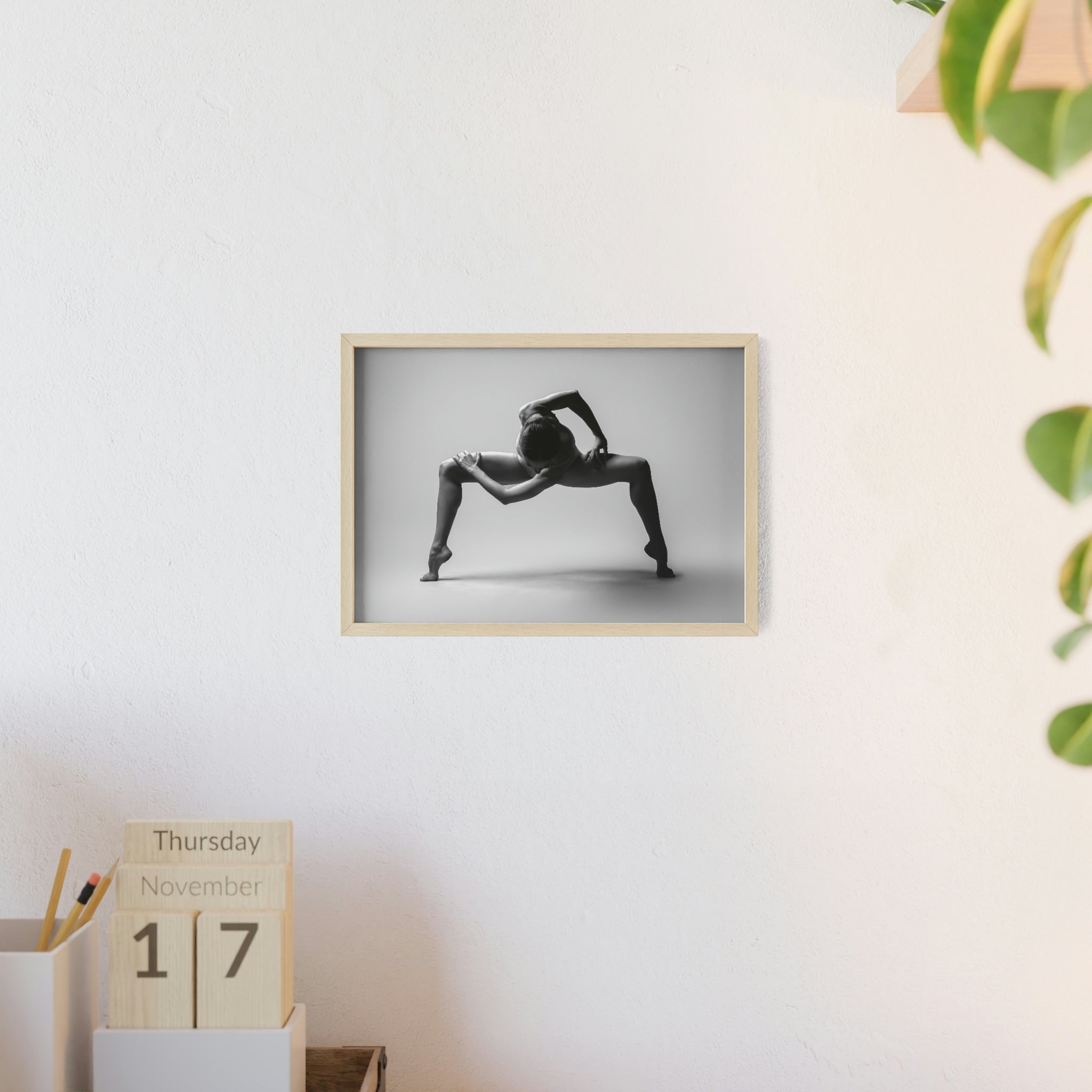 Twisted - Print with Wooden Frame