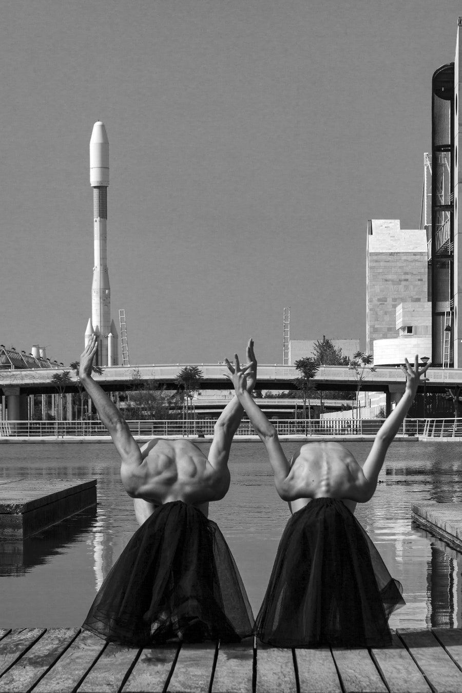 Art Dance Photography Prints - Purchase Online the artwork: No head dancers by Antonio Arcos