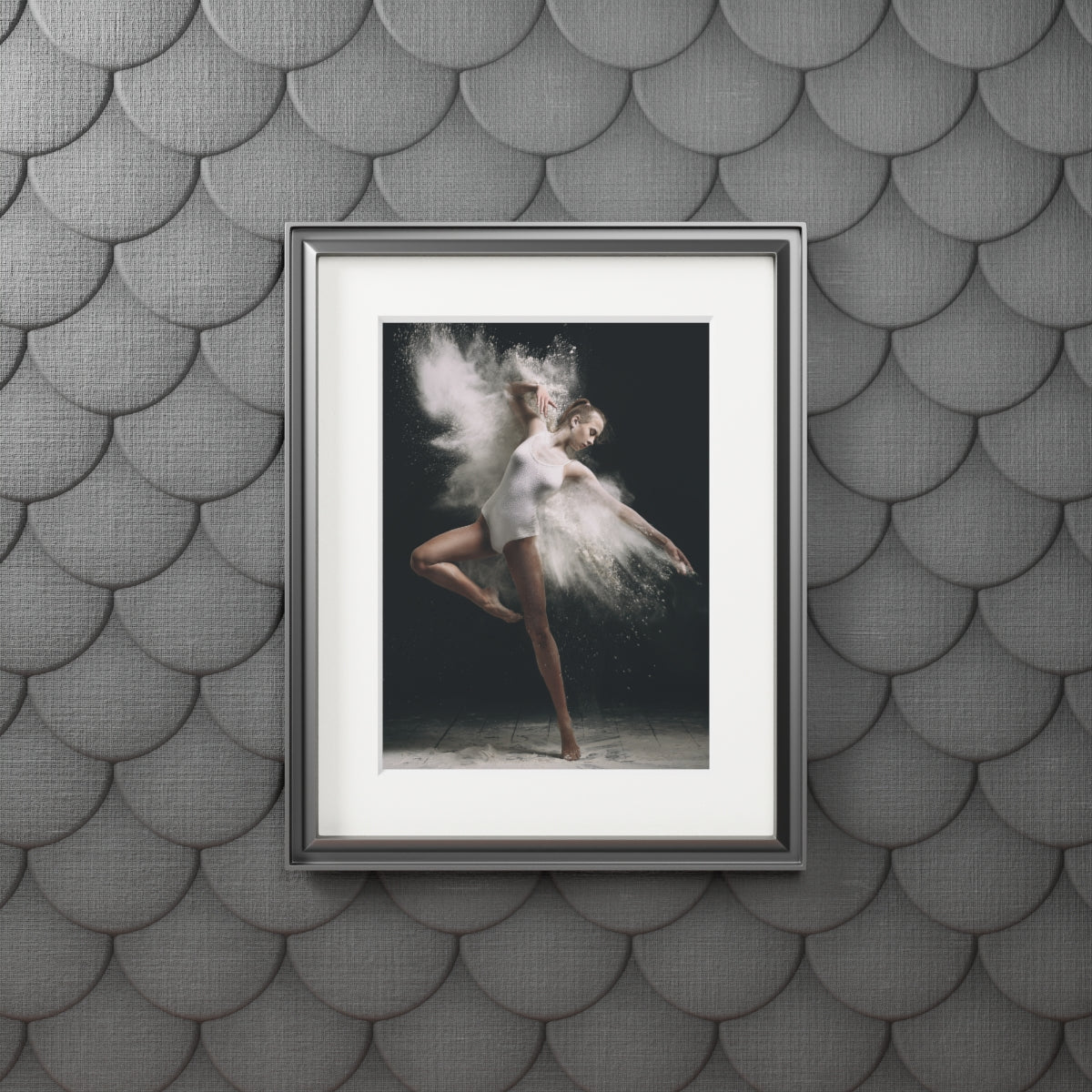 Mariposa blanca - Impresión de bellas artes (marco de papel Passepartout)